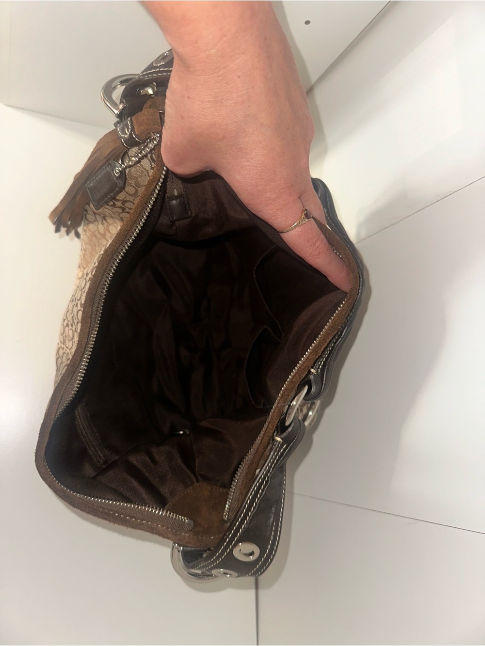 Vintage Coach brown soho signature print shoulder bag - Picture 7 of 8